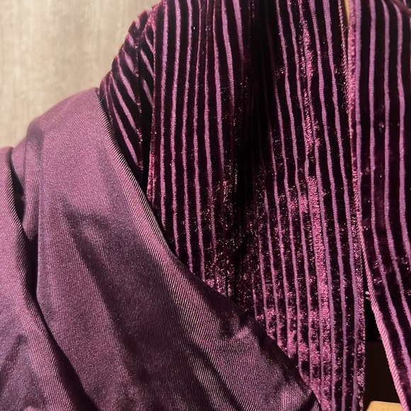 Giorgio Armani Scarf - Picture 3 of 5